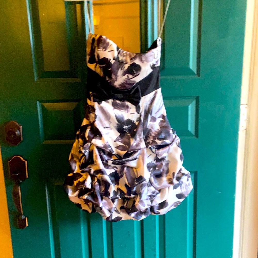 Black/white floral formal. Strapless. Size 3.
